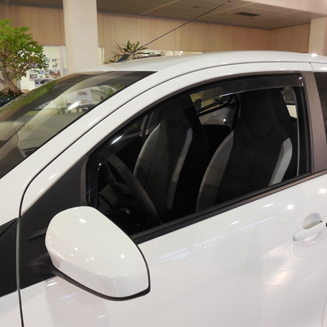 Windabweiser für vordere fenster  standard fixierung