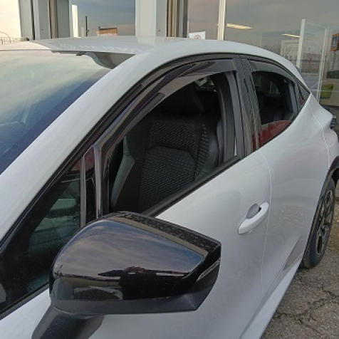 Wind deflectors for front doors standard fixing