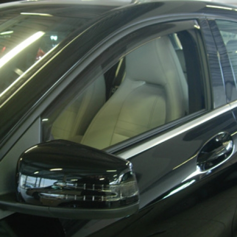 Windabweiser für vordere Fenster standard Fixierung